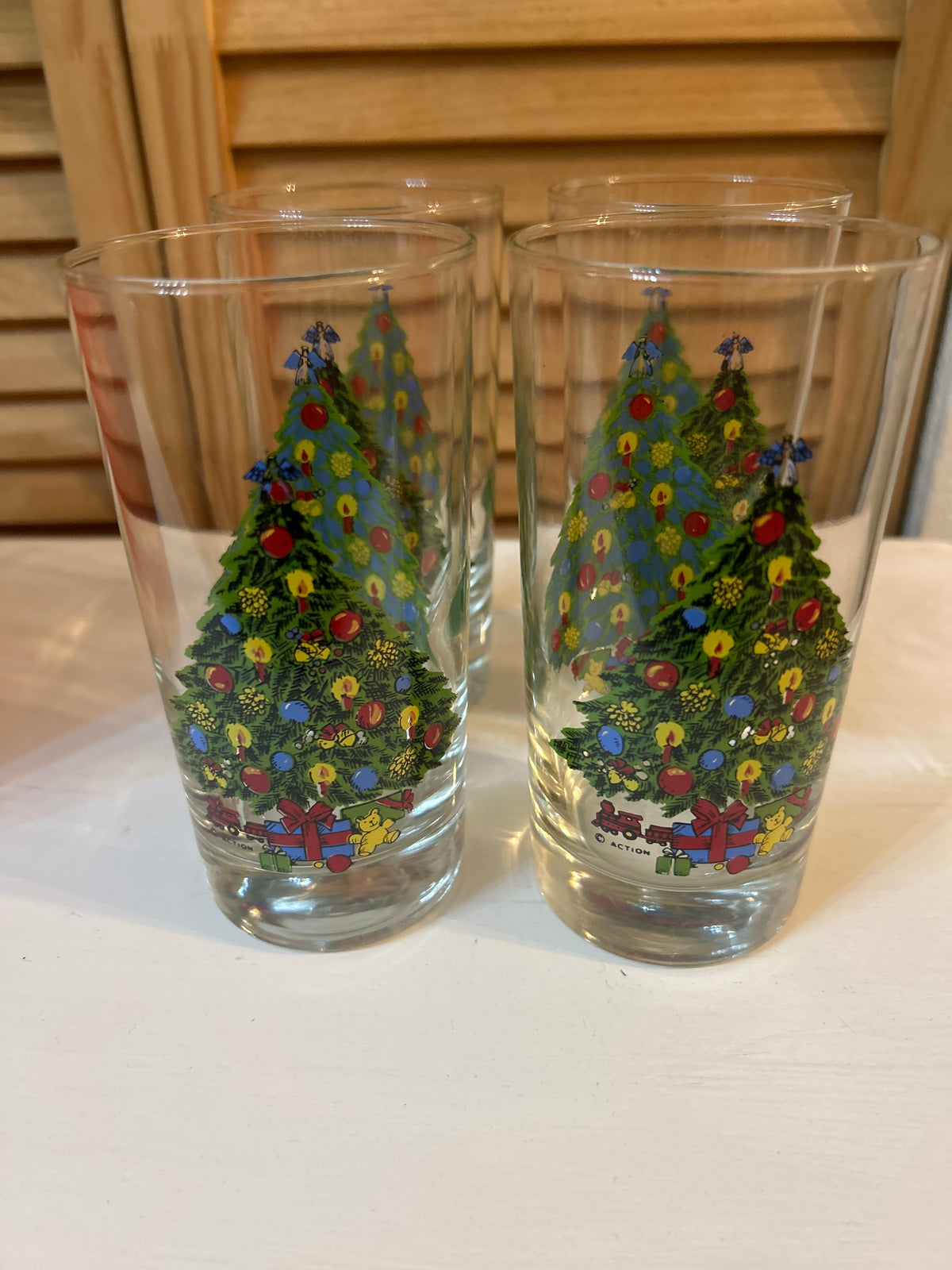 Vintage Christmas Glasses (Set of 4)