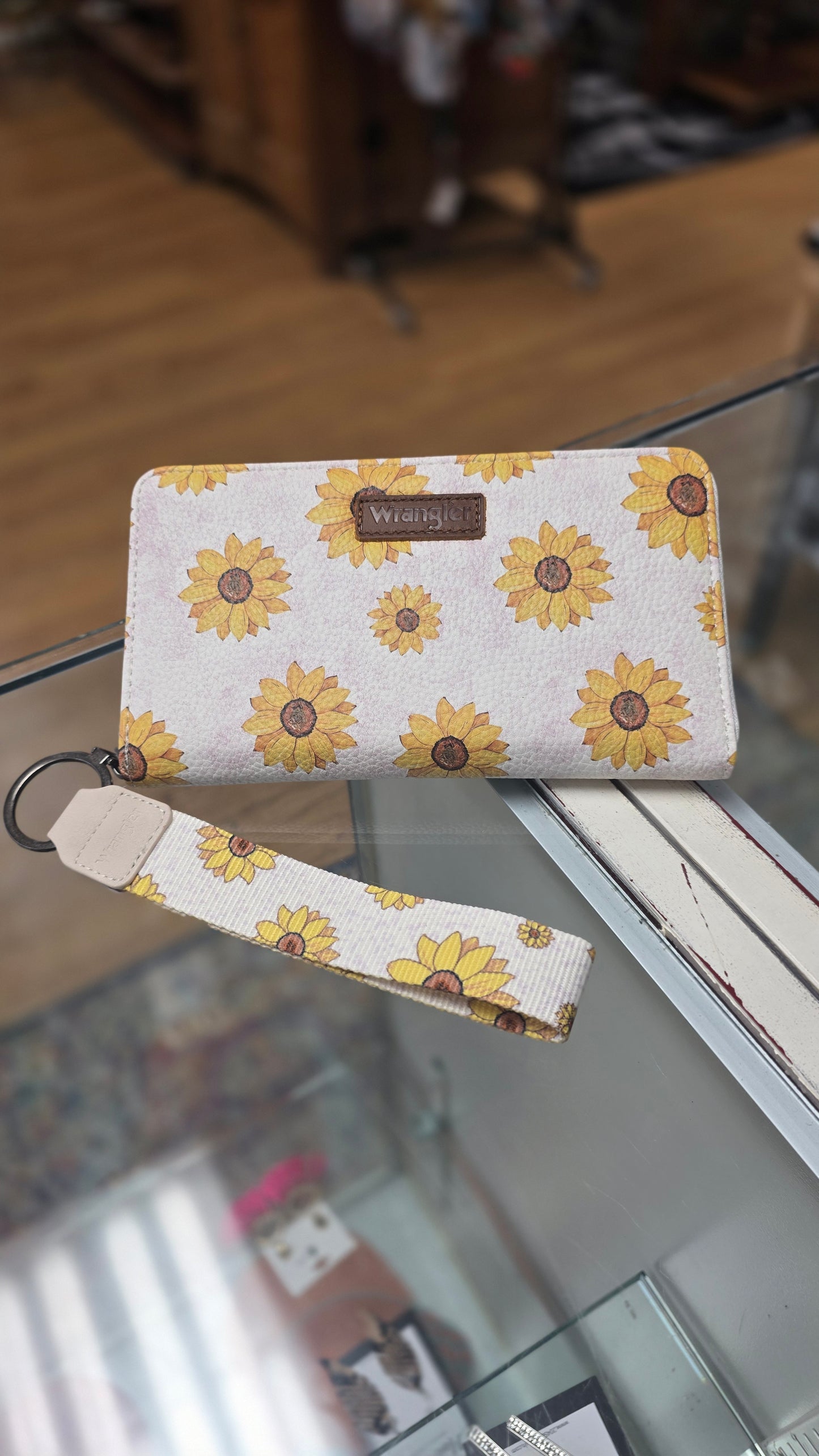 Wrangler Sunflower Print Full Size Wallet