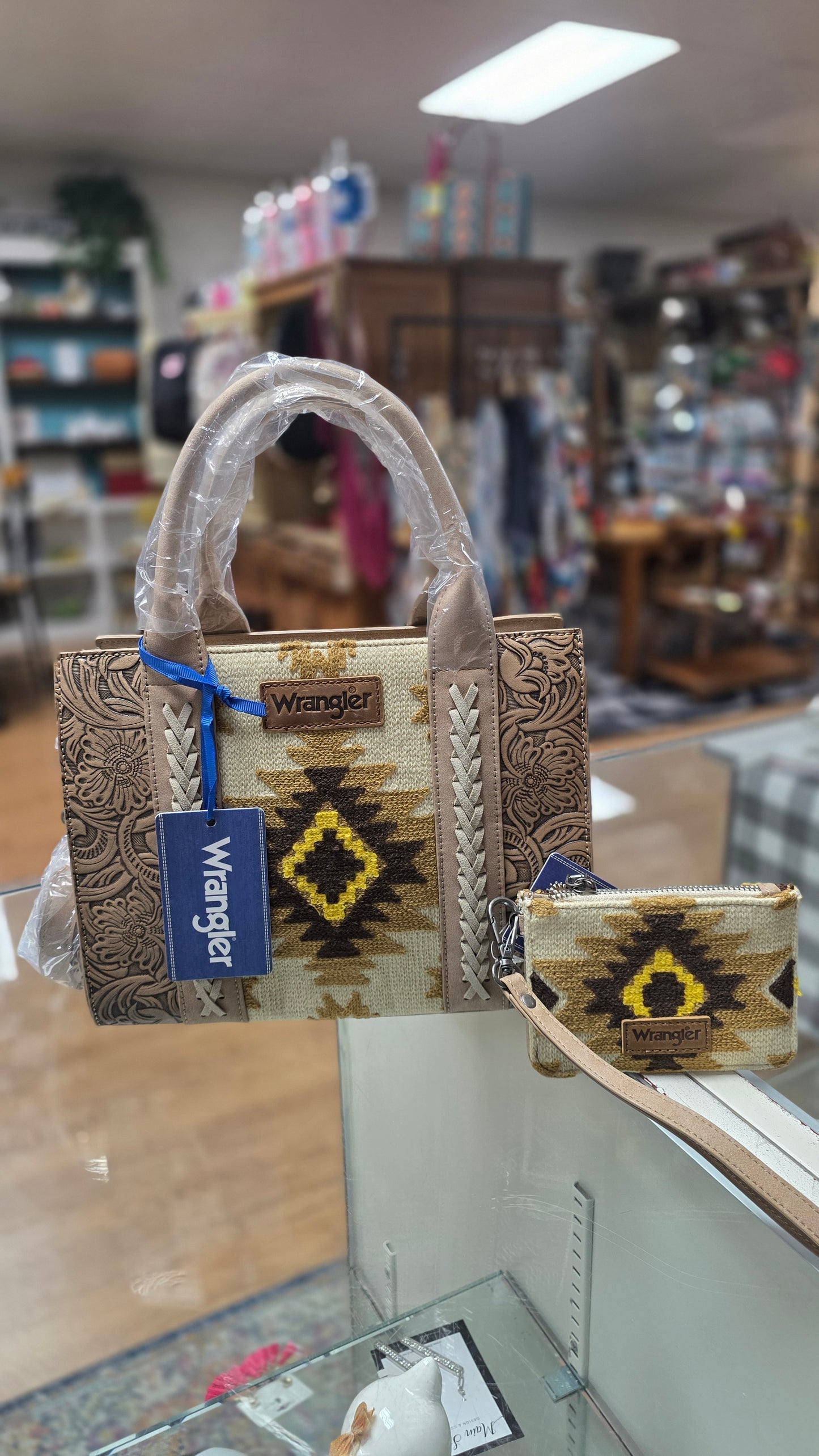 Wrangler Tooled Aztec Pattern Print Concealed Carry Tote / Crossbody