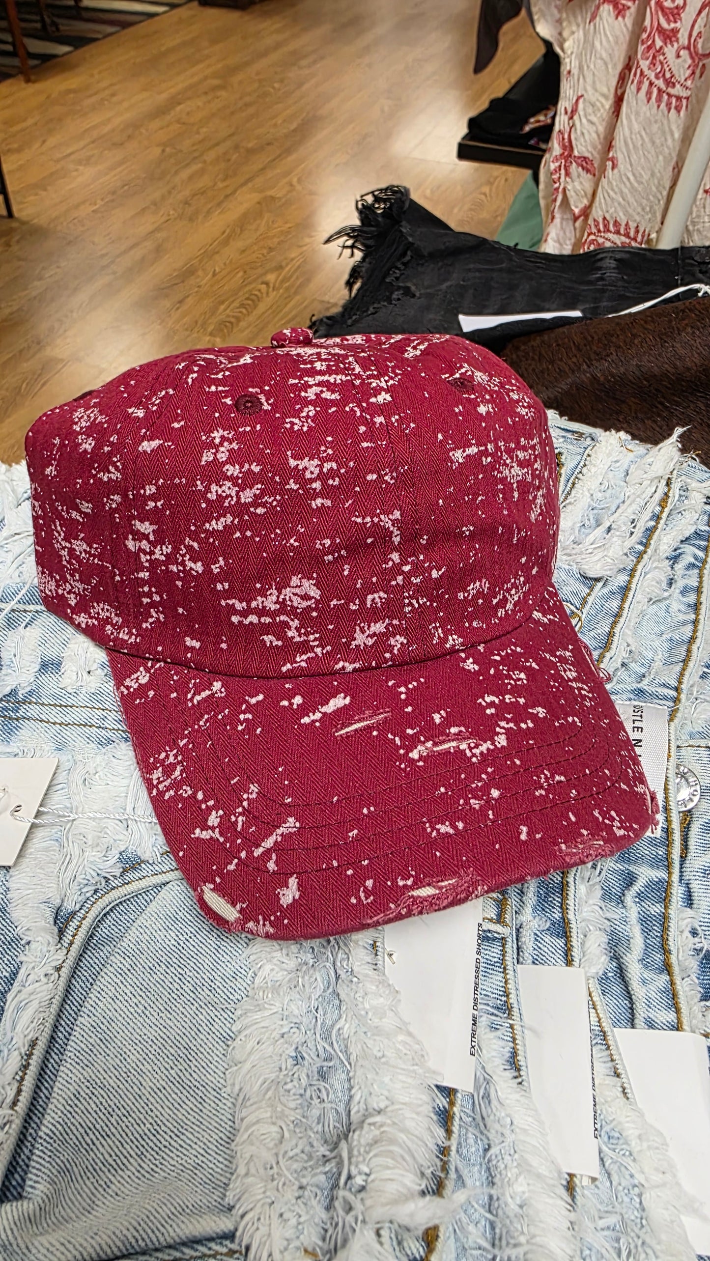 Ladies Hat / Adjustable Cap