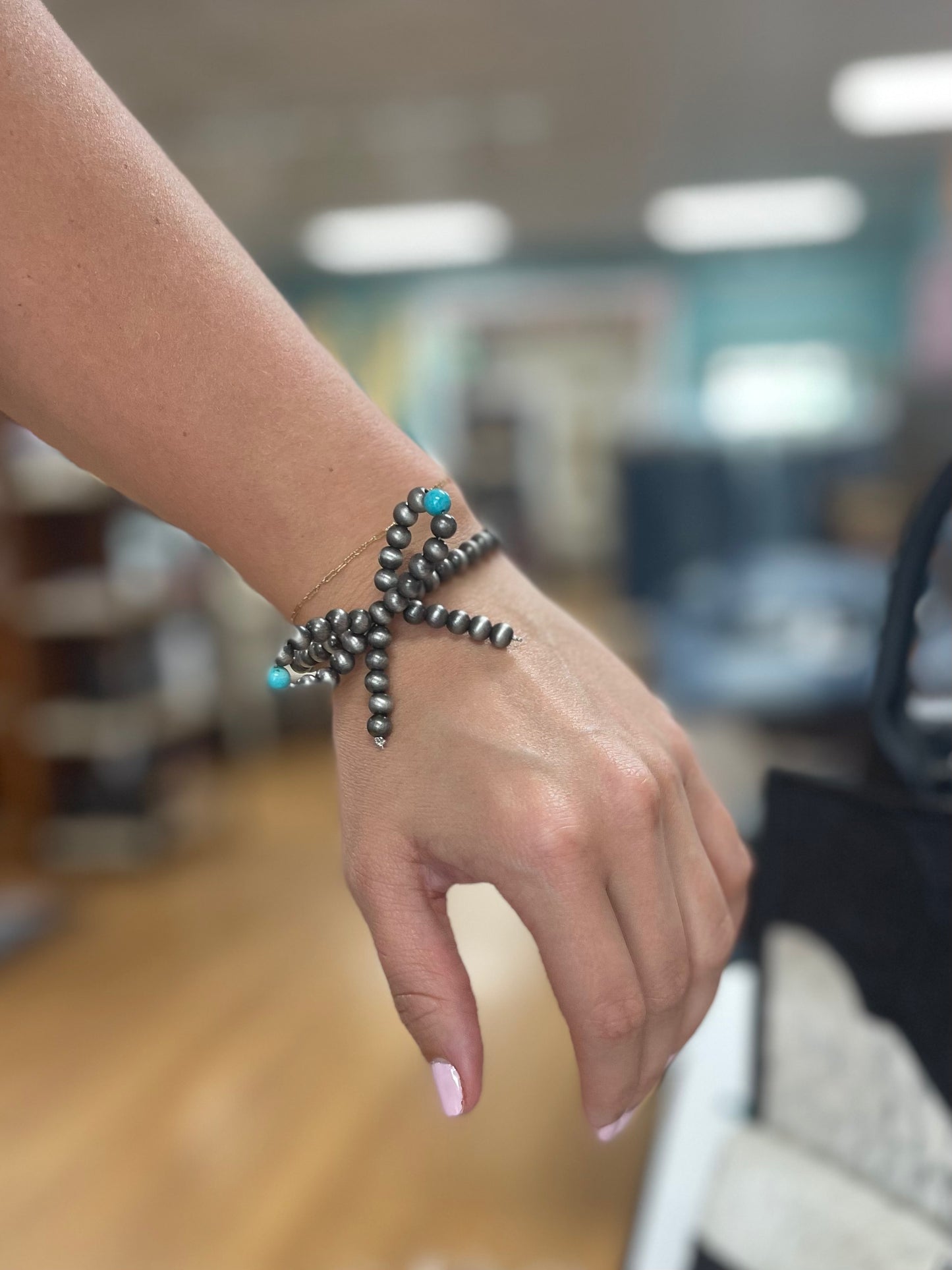 Navajo Bow Pearl Bracelet