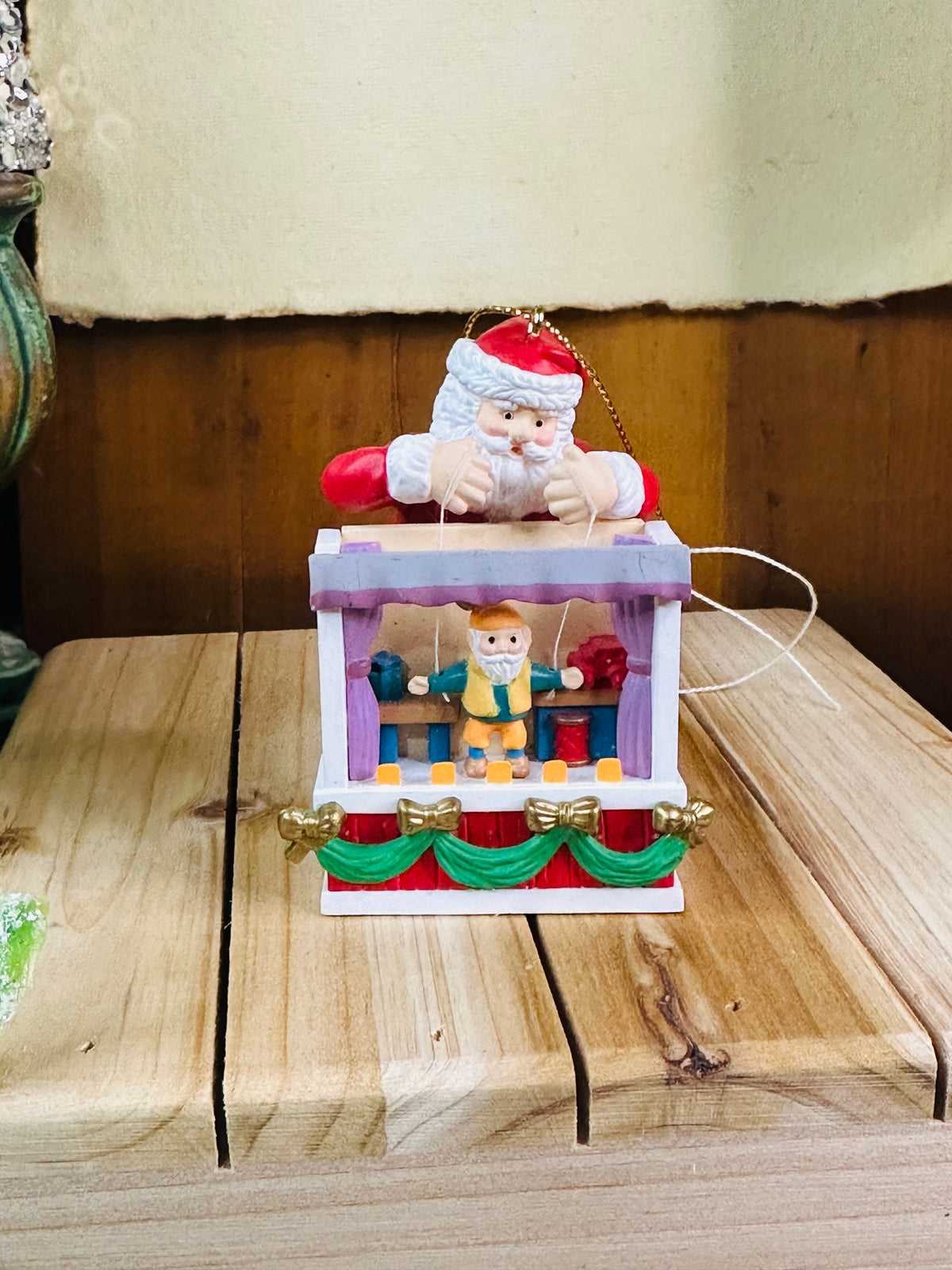 Santa puppeteer ornament C4