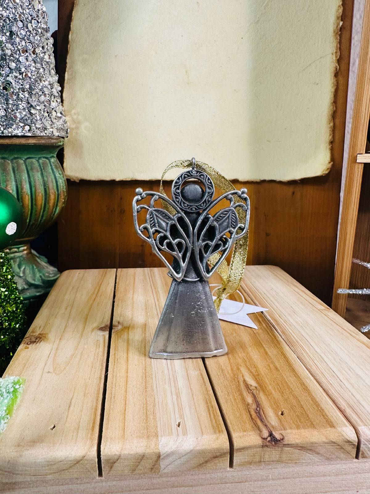 Metal angel Christmas ornament C11