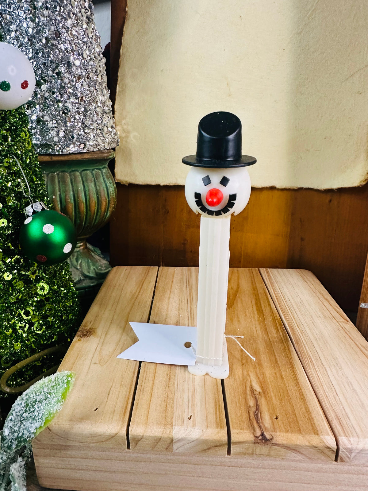 Snowman Pez vintage C18