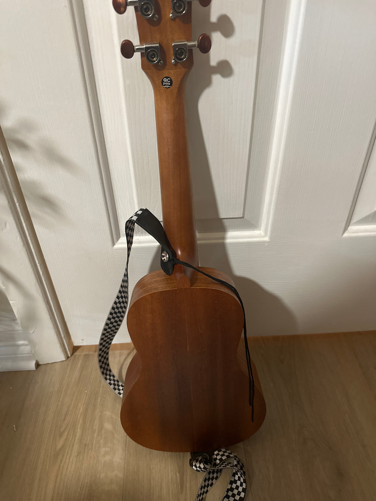 Kmise Ukulele 23” in case.
