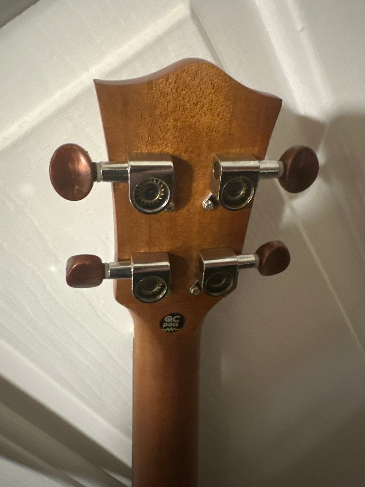 Kmise Ukulele 23” in case.