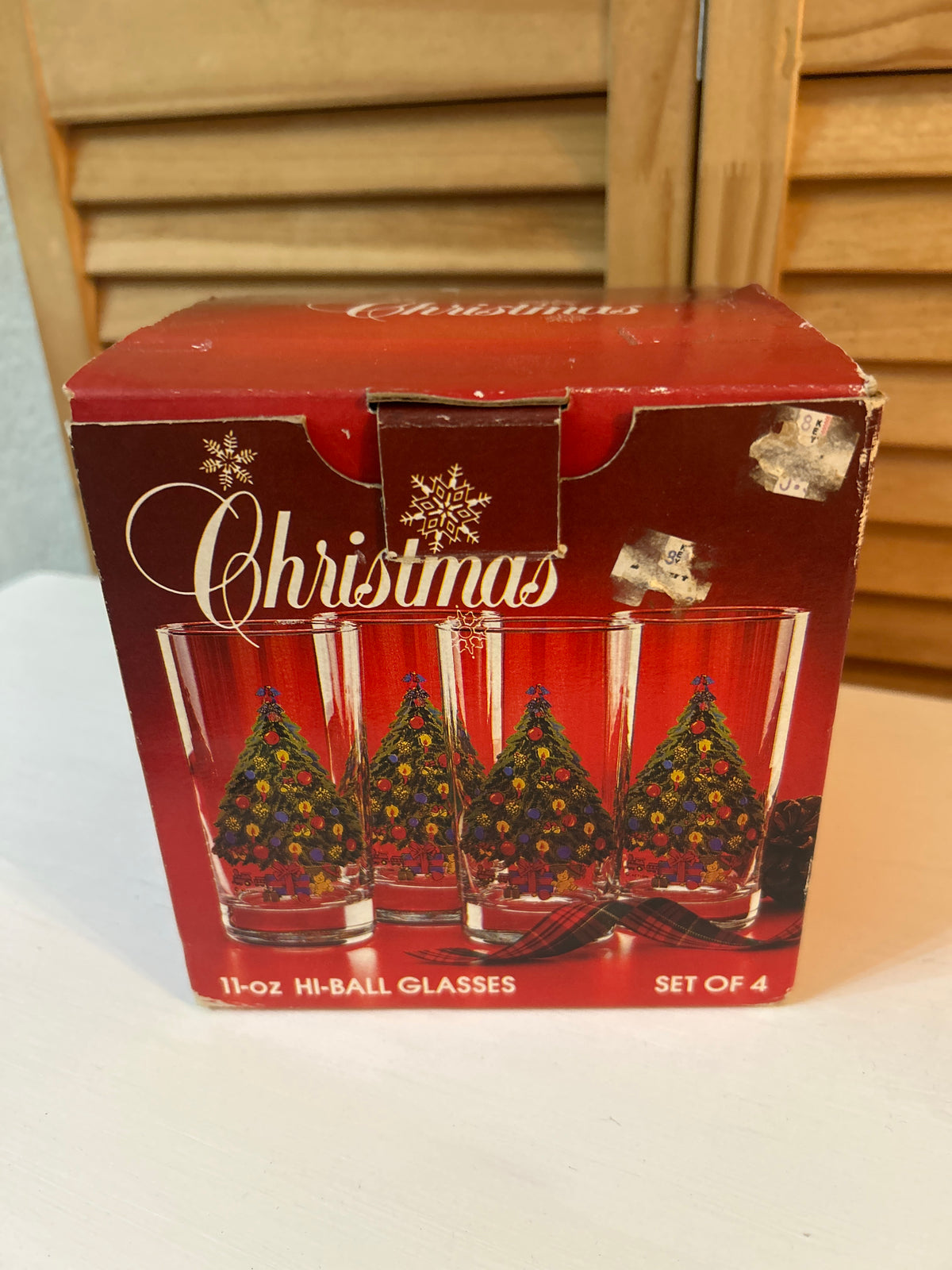 Vintage Christmas Glasses (Set of 4)
